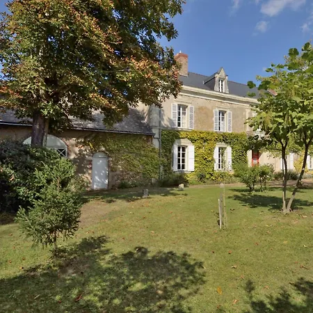 Langevine By Interhome