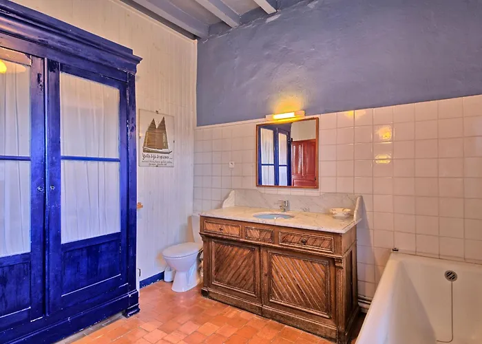 Langevine By Interhome